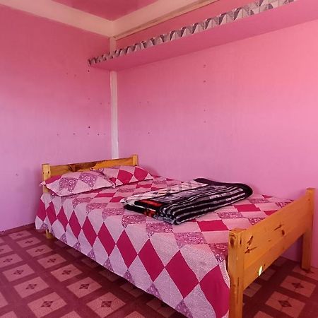 Pamilya Homestay 체라푼지 외부 사진