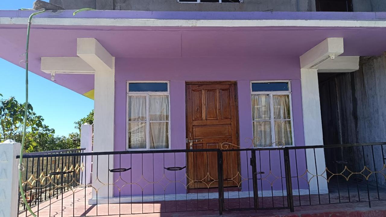 Pamilya Homestay 체라푼지 외부 사진